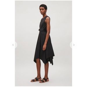 COS pleated waist sleeveless dress in black only worn once!
